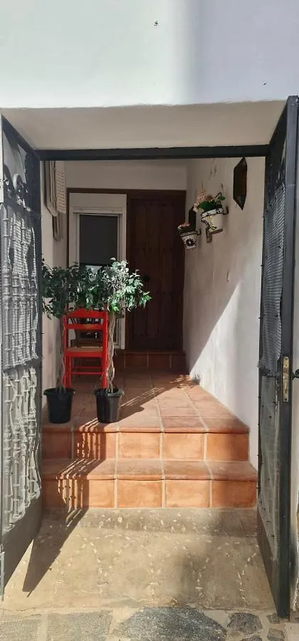 Cheerful One Bedroom Townhouse With Patio Archez